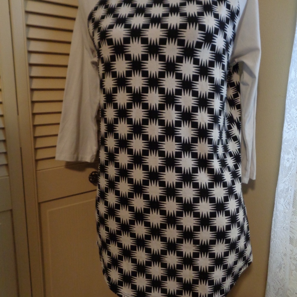 LULAROE 3/4 SLEEVE TEE